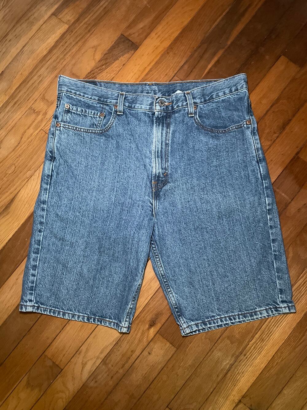 Vintage Levis 505 Denim Shorts Mens 36 Medium Wash 100% Cotton Y2K Regular Fit